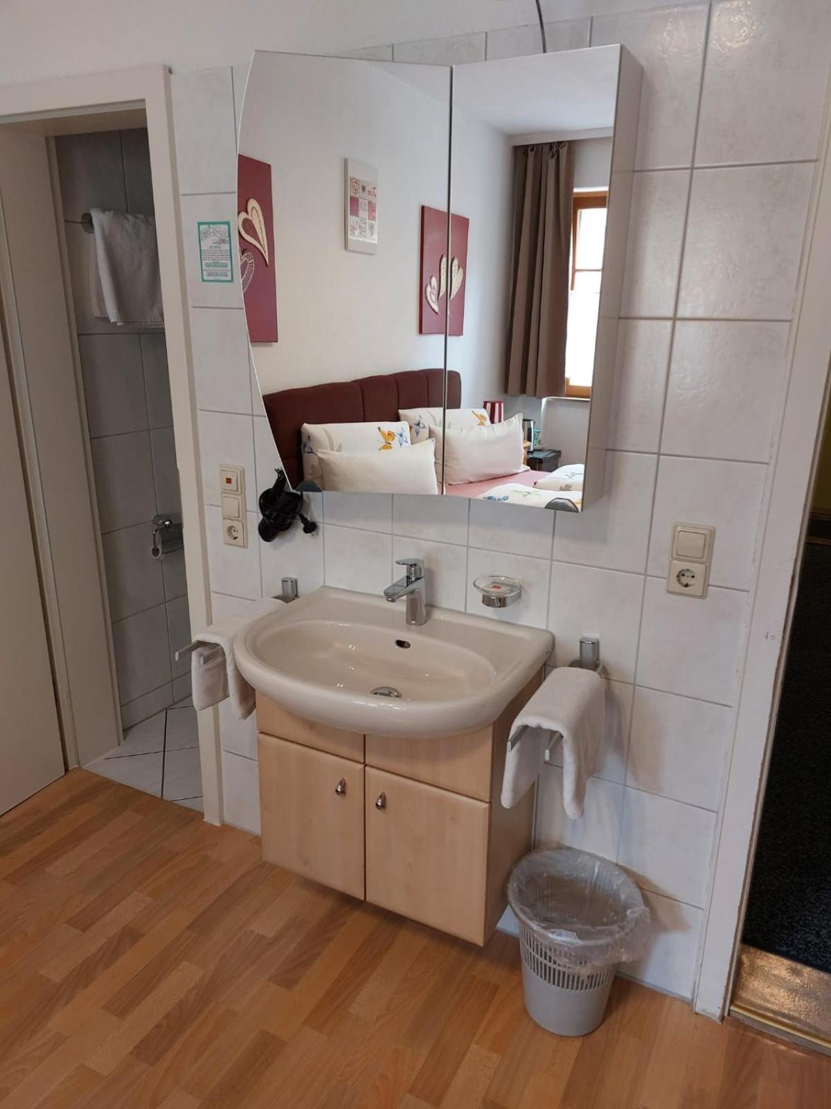 Schwabenstuben Doppelzimmer メーアスブルク エクステリア 写真