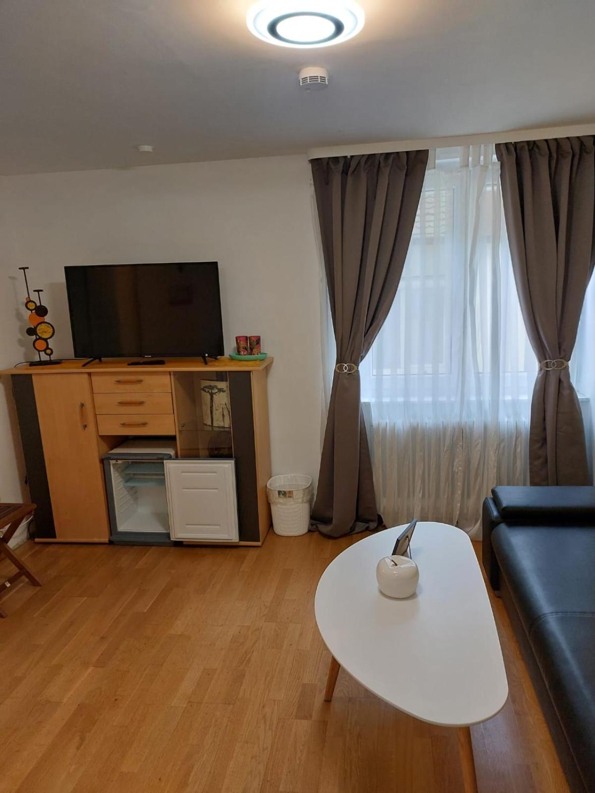 Schwabenstuben Doppelzimmer メーアスブルク エクステリア 写真